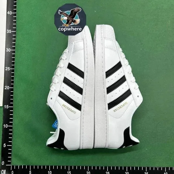 Adidas Superstar Sneakers