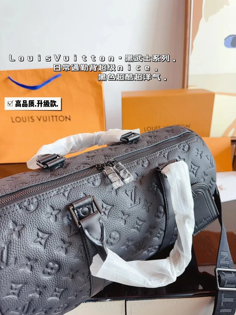 Louis Vuitton Keepall 35 Duffle Bag — Photo 13
