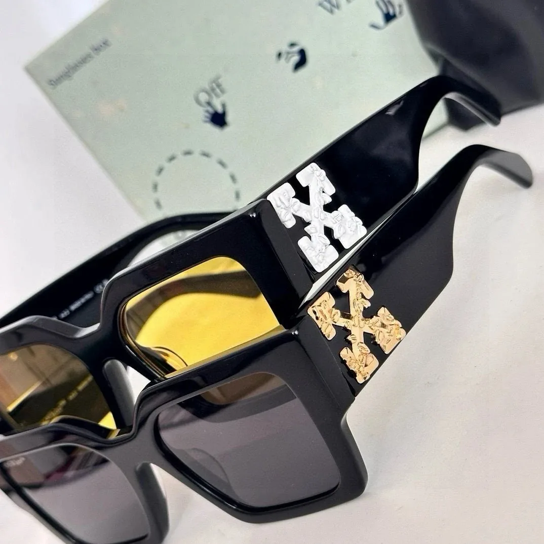 Off-White Arrows Logo Sunglasses — Photo 14