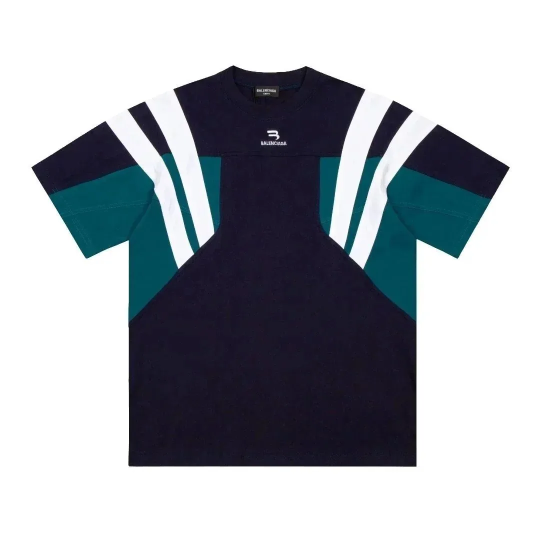 Balenciaga T-Shirt — Photo 9