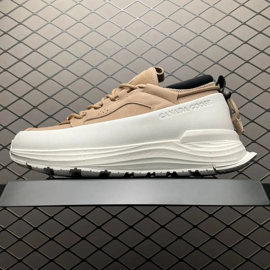 Canada Goose Glacier Trail Black Runners — Photo 3