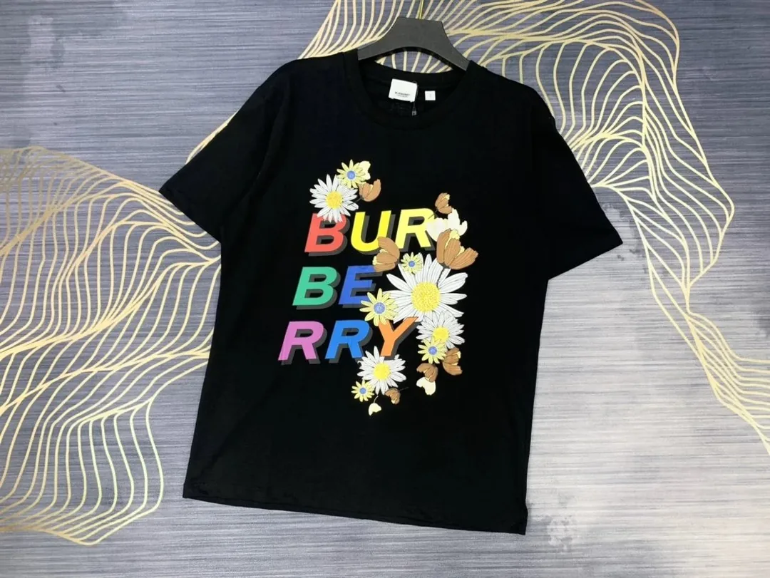 Loose Letter T-Shirt — Photo 13
