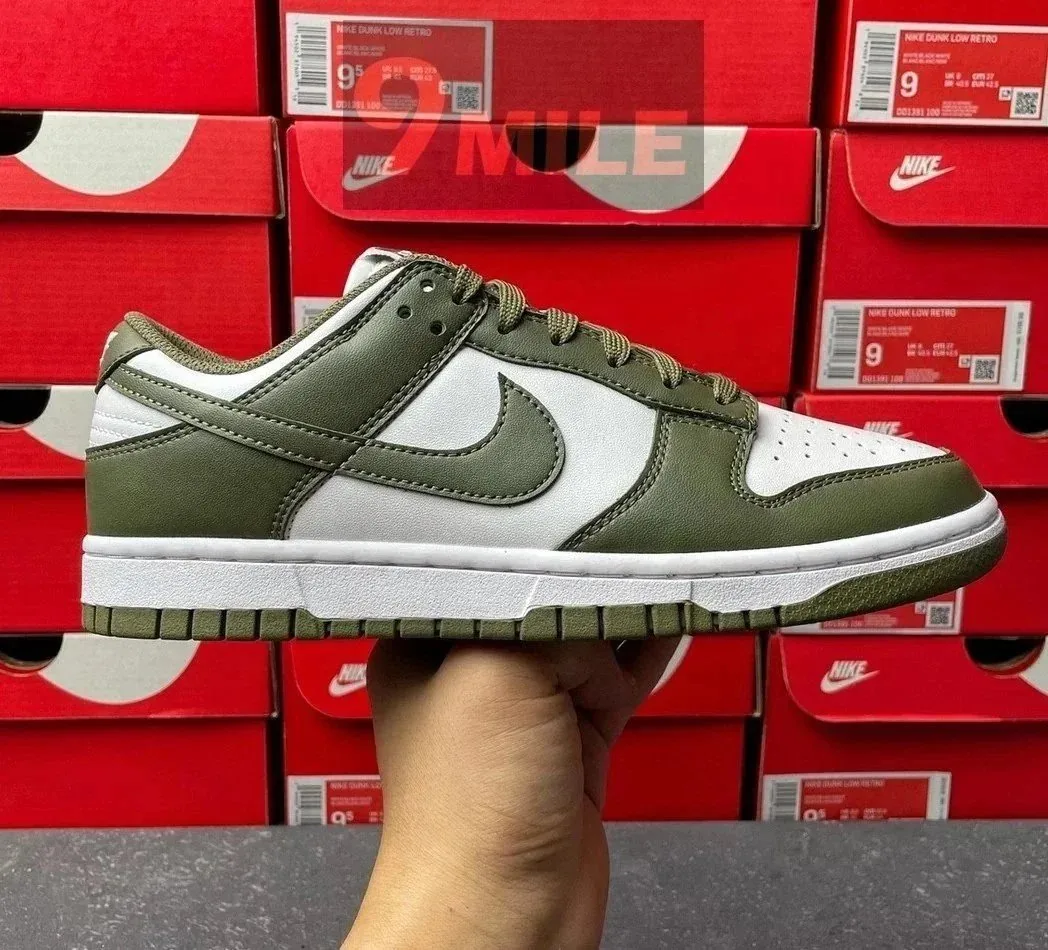 Nike Dunk Low Skate Shoes — photo 10