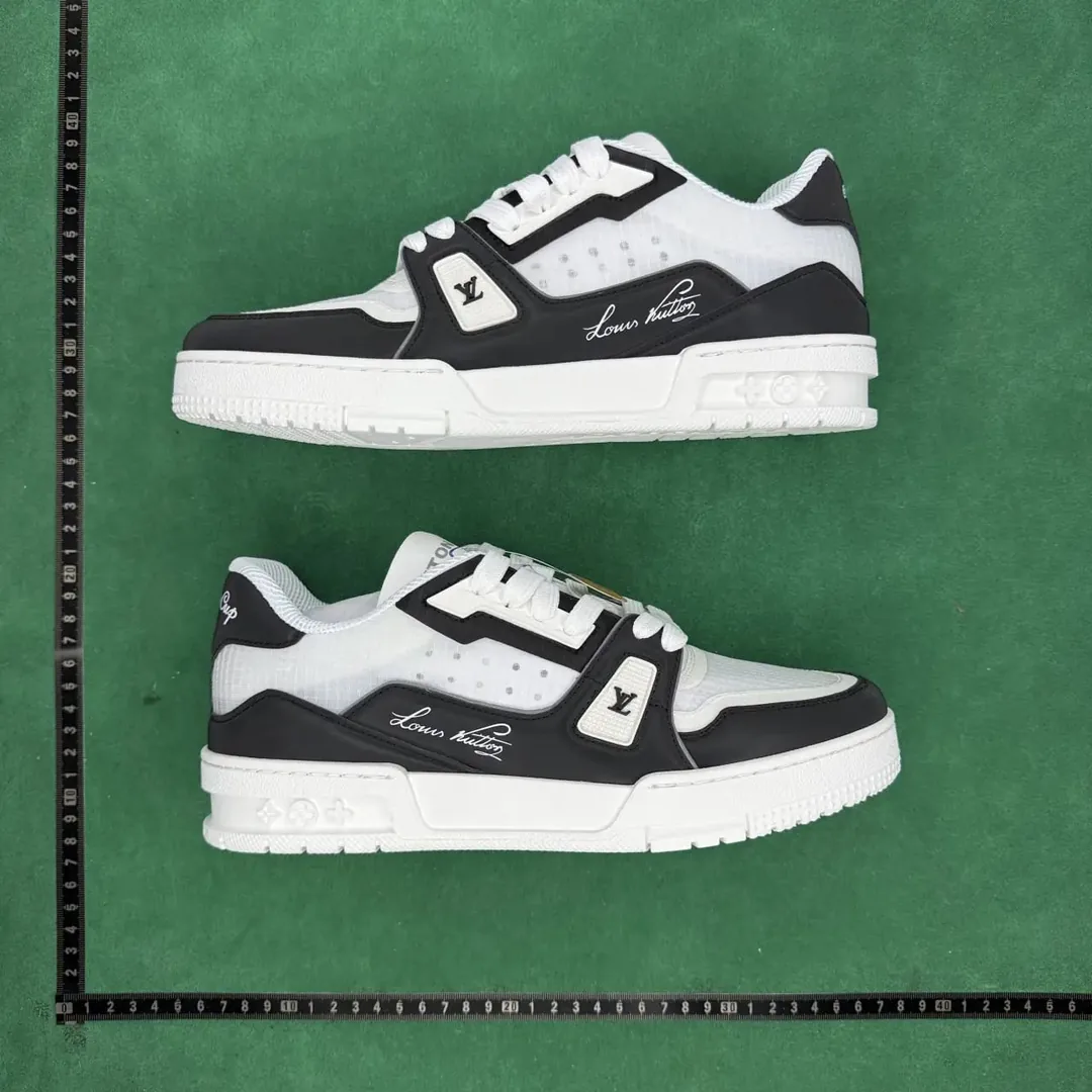 Louis Vuitton LV Trainer White Low-Tops — photo 9