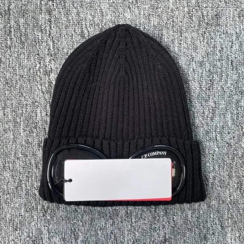 Ribbed Knit Beanie — QC