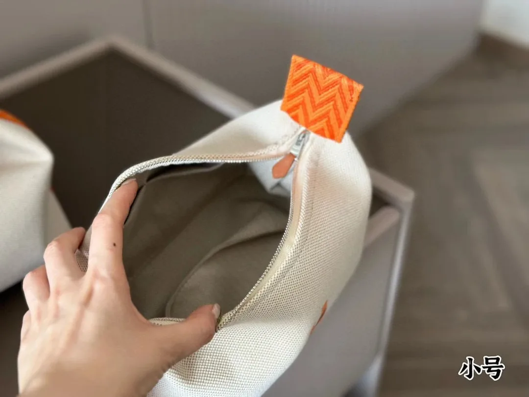 Hermes Leather Toiletry Pouch — QC