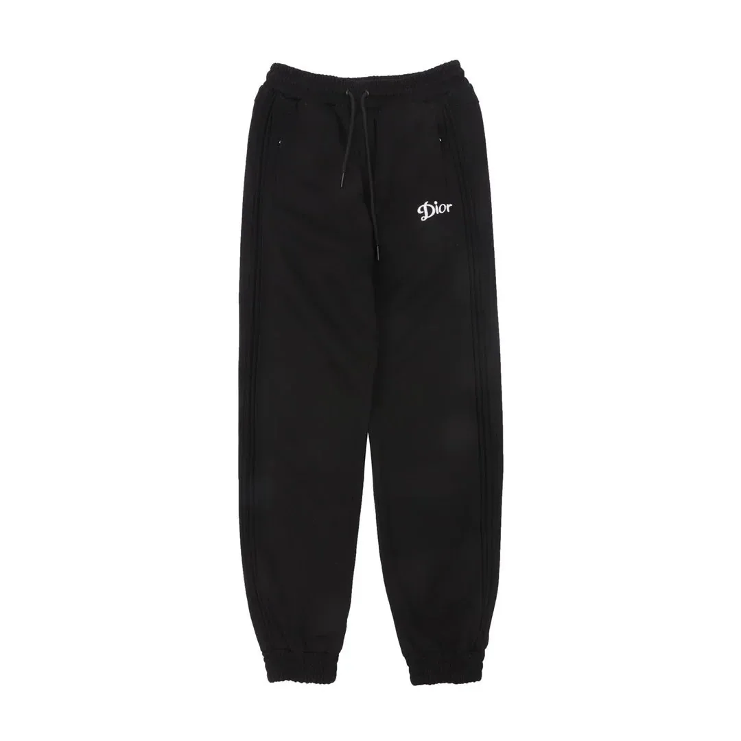 Sweatpants — Photo 6