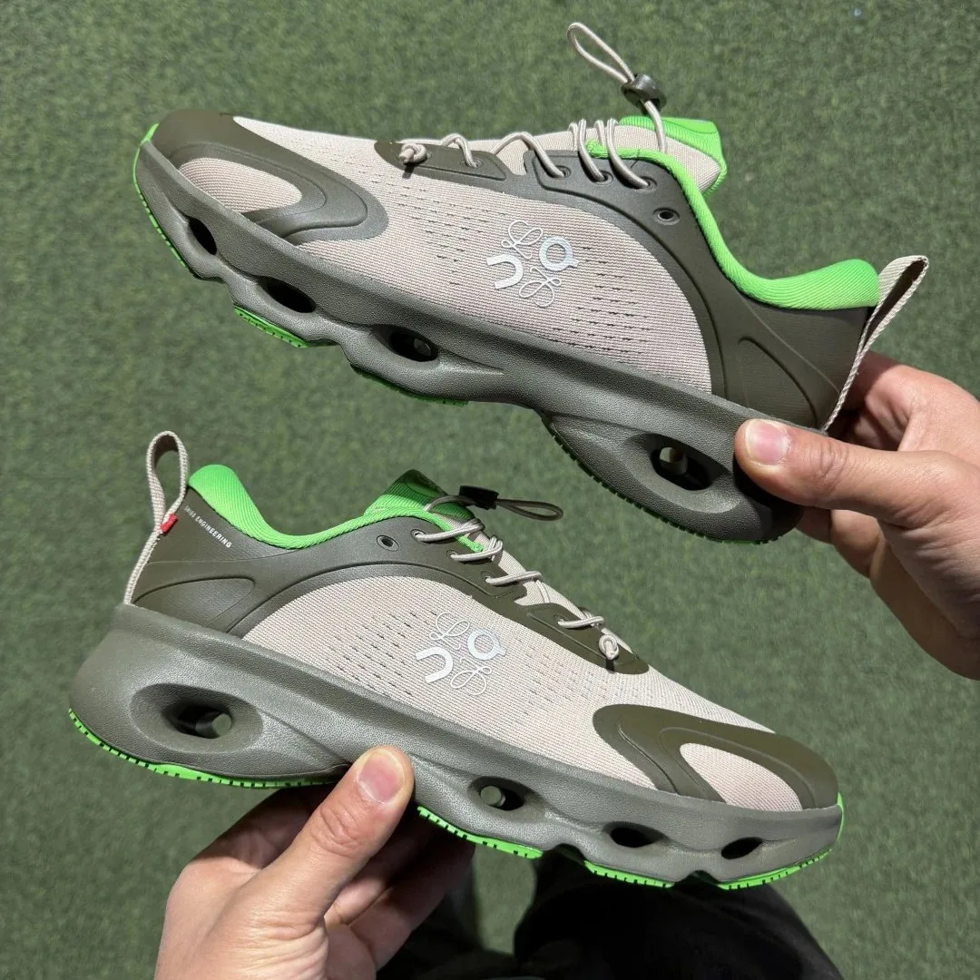 On Cloudsolo Collaboration Sneakers — QC