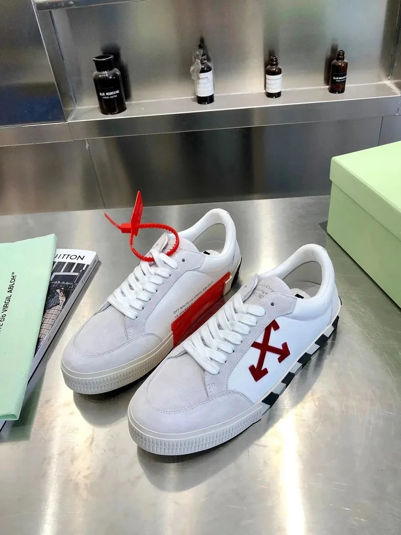 Off-White Vulc Low Lace-Up Skate Shoes — Photo 5
