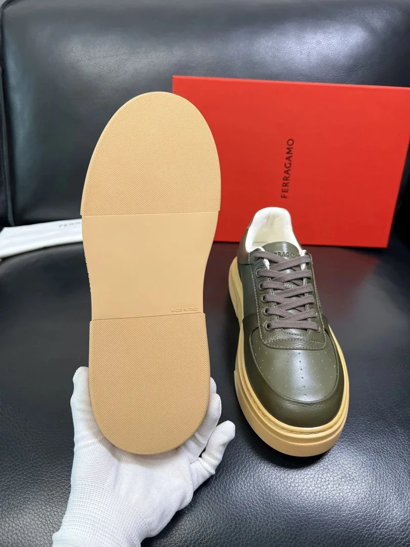 Nike Air Force 1 Leather — QC