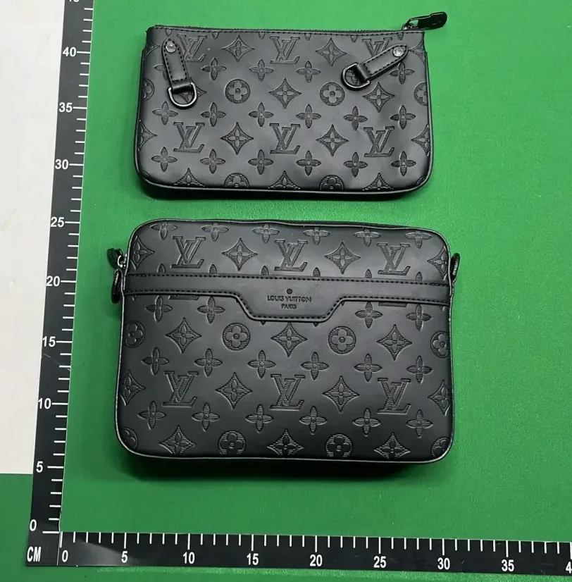 Louis Vuitton Trio Messenger Bag — Photo 14