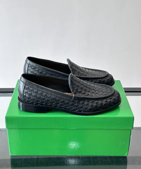 Bottega Veneta Loafers — Photo 5
