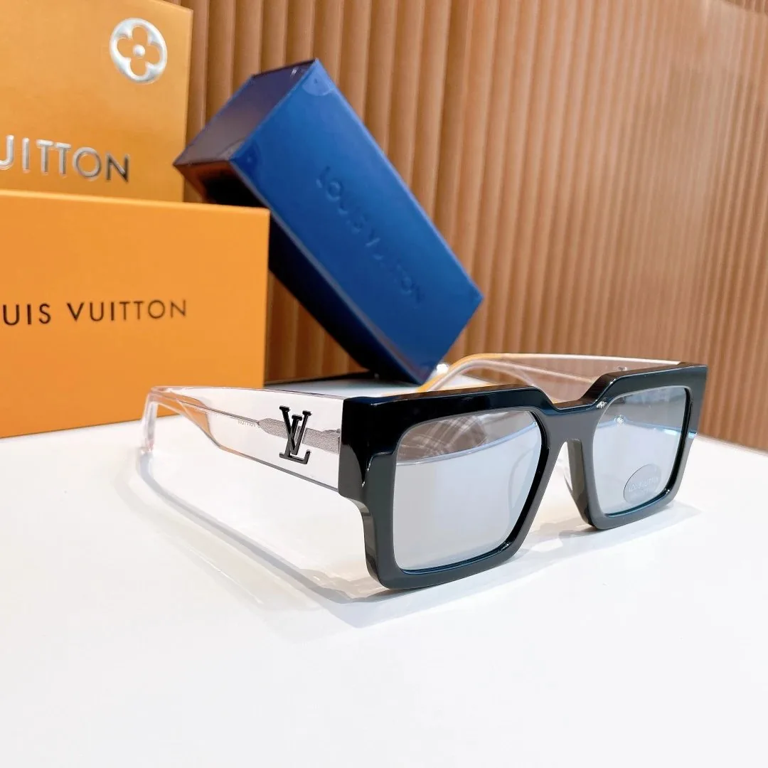 Runway Sunglasses — QC