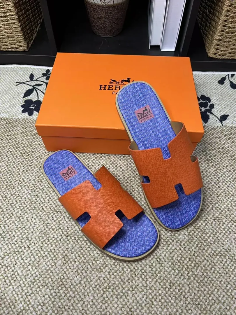 Hermes Classic Slides — Photo 11