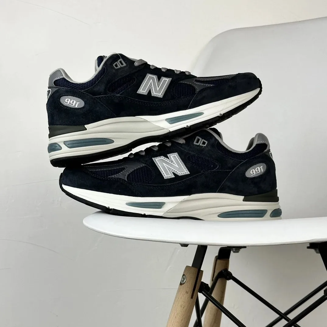 New Balance 991v2 Dad Shoes — photo 4
