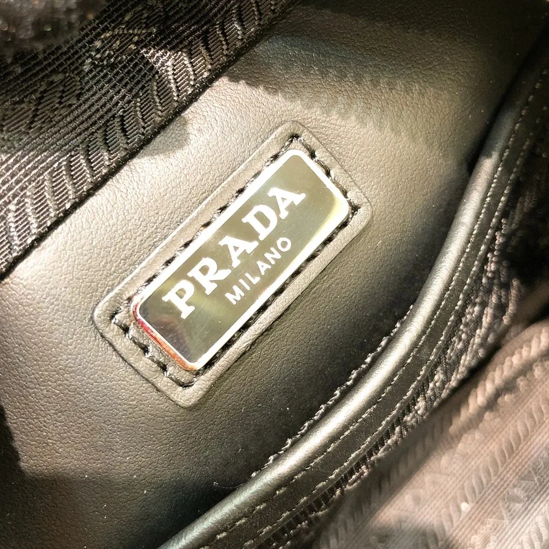 Prada Messenger Bag 2VH070 — QC