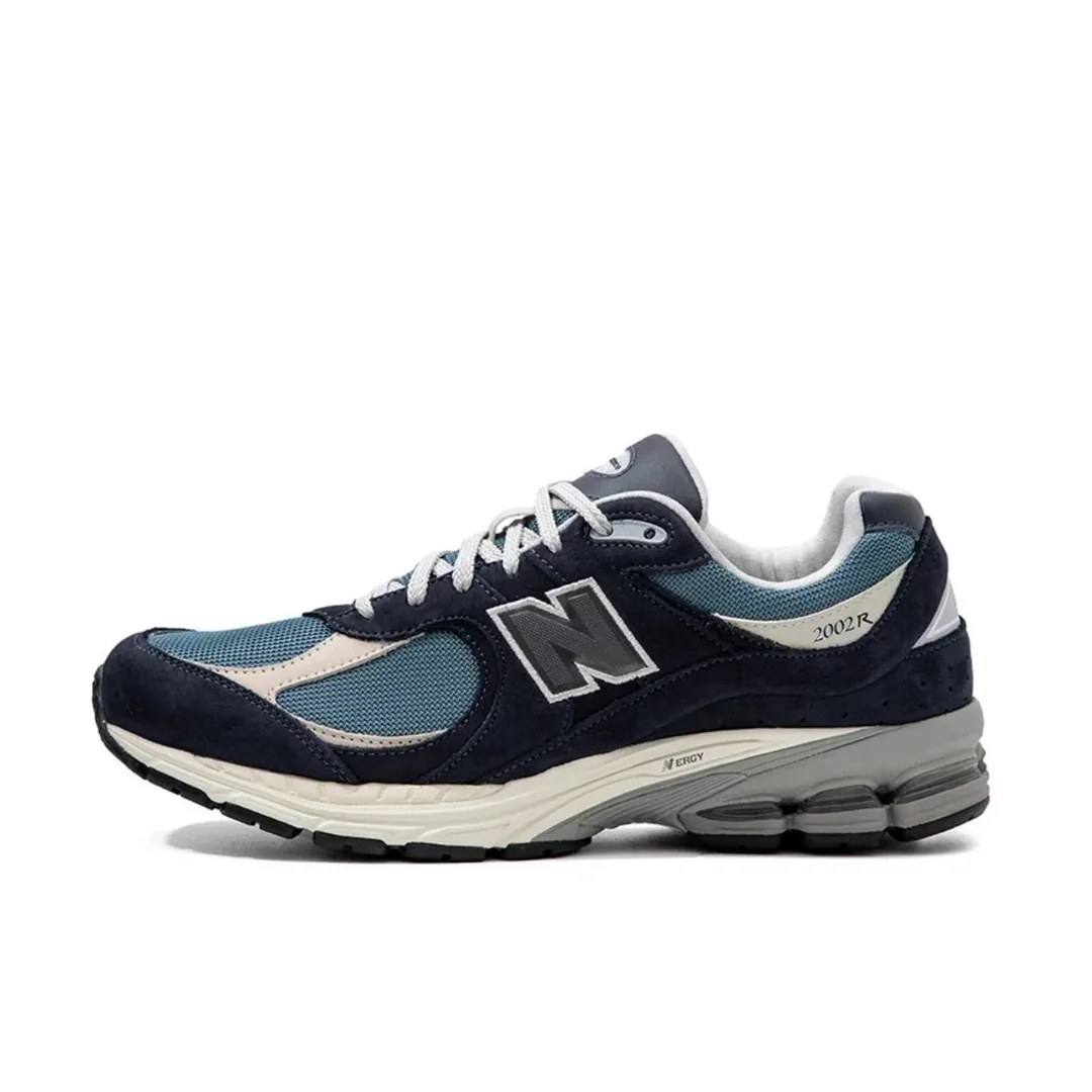 New Balance 2002 Trainers — Photo 9