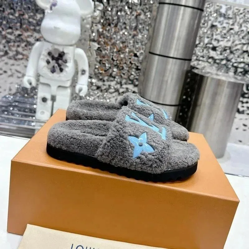 Louis Vuitton Paseo Flat Comfort Mule Sneakers — QC