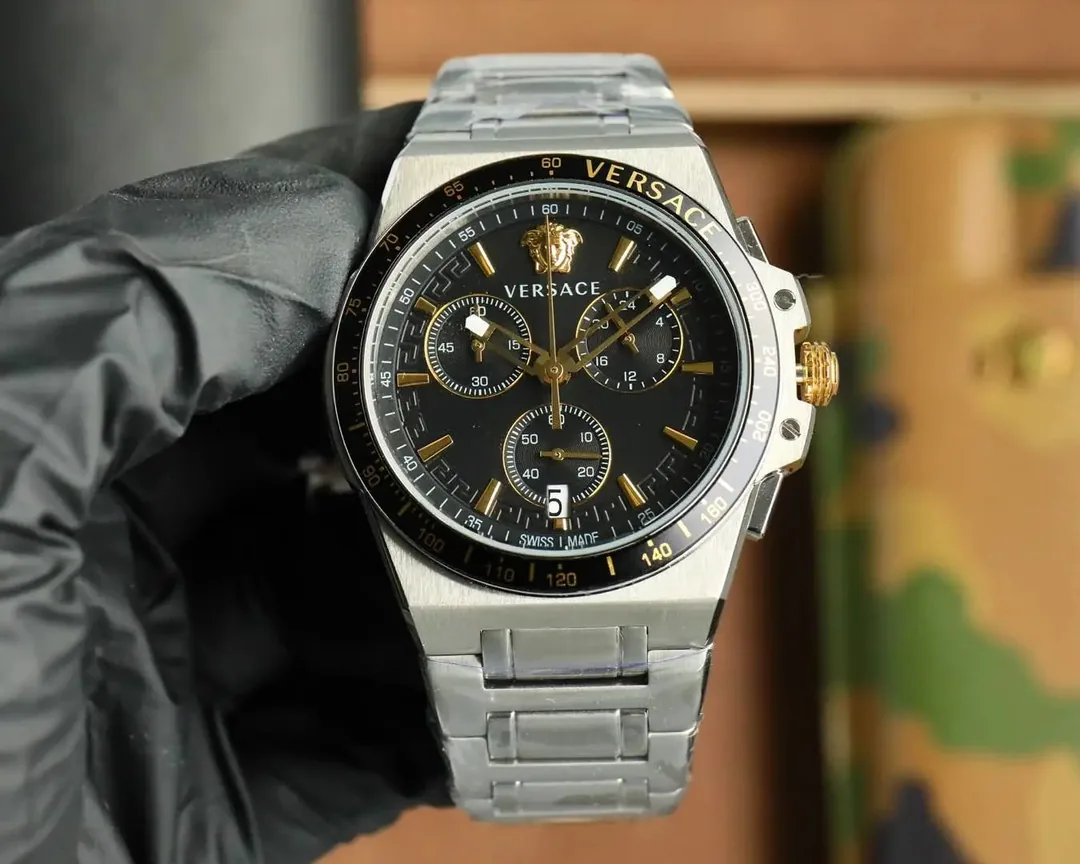 Men's Analog Wristwatch — photo 2