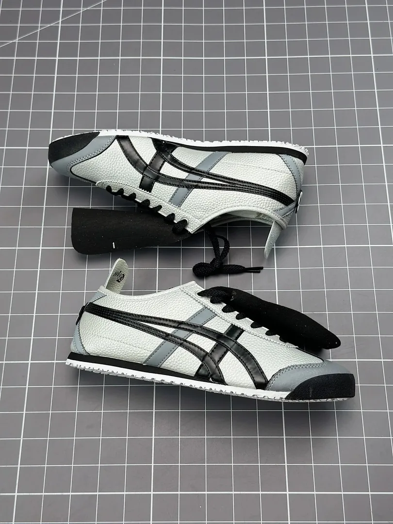 Onitsuka Tiger Mexico 66 — QC