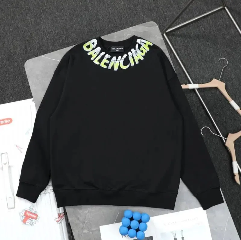 Streetwear Sweatshirt — Photo 4