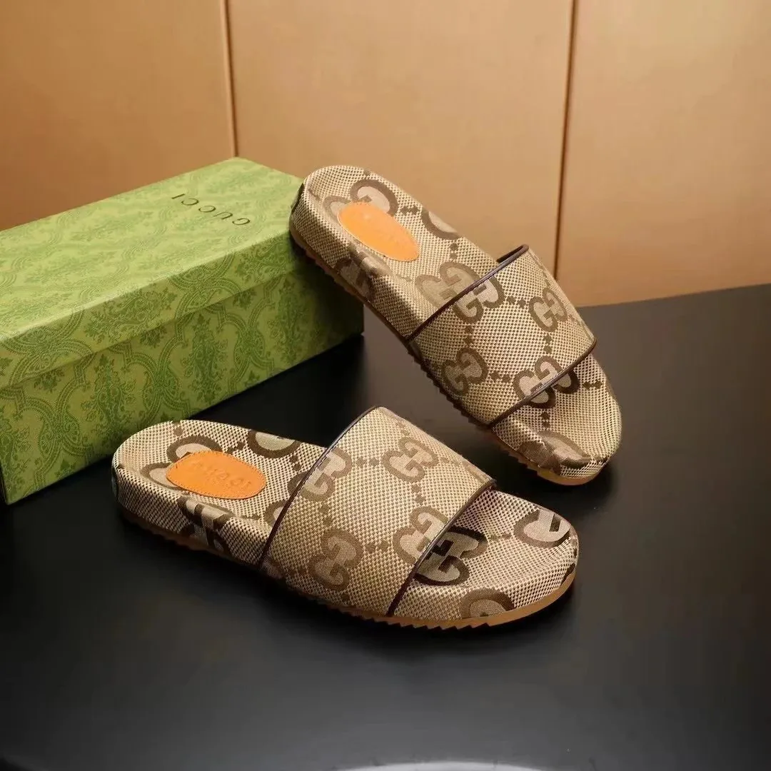 Maxi Canvas Slides — QC