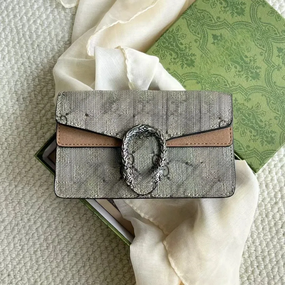 Gucci Small Crossbody Bag — Photo 13