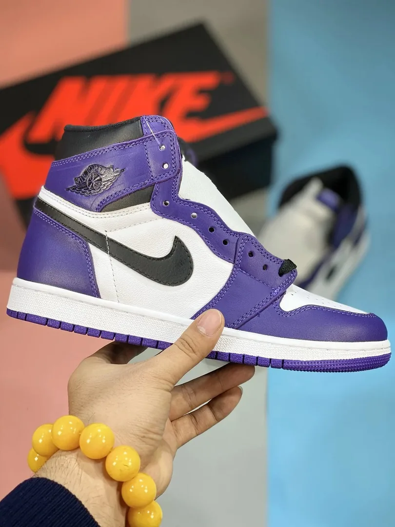 Air Jordan 1 Court Purple — photo 3