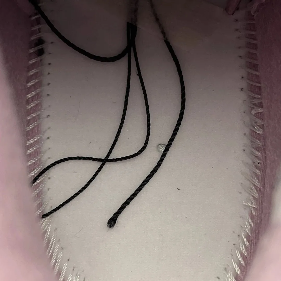 Air Jordan 4 Orchid — Photo 8