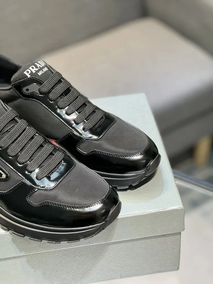 Prada Gucci Leather Nylon Lace-Up Sneakers — QC