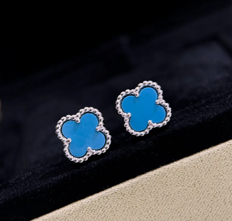 Stud Earrings — photo 12