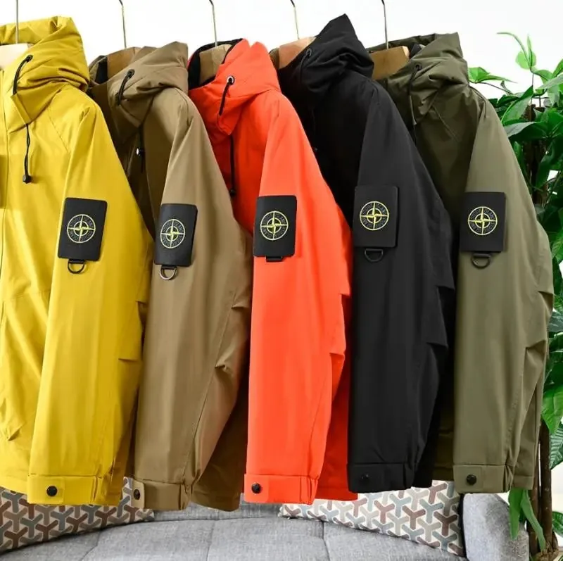 Stone Island Hooded Field Jacket — Photo 3