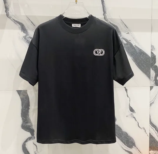 Short-Sleeve Tee — Photo 12