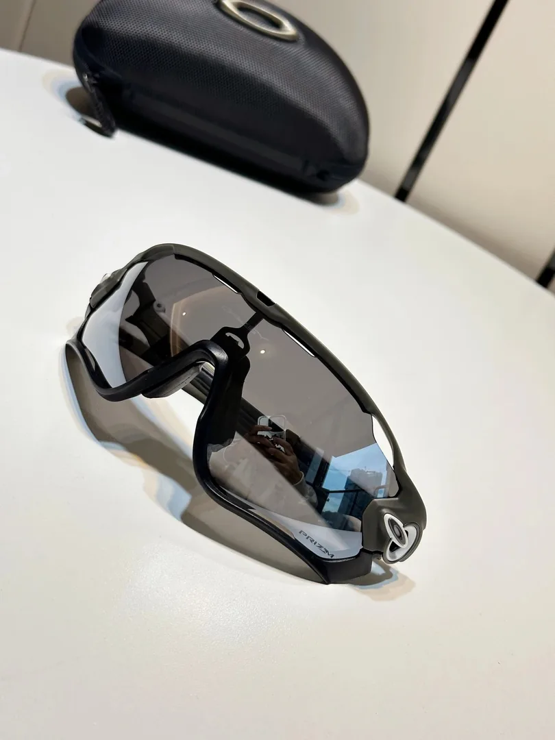 Polarized Lightweight Sport Sunglasses — Photo 10