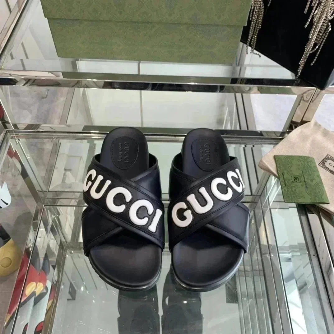 Gucci GG Platform Slide Sandal Collection — Photo 13