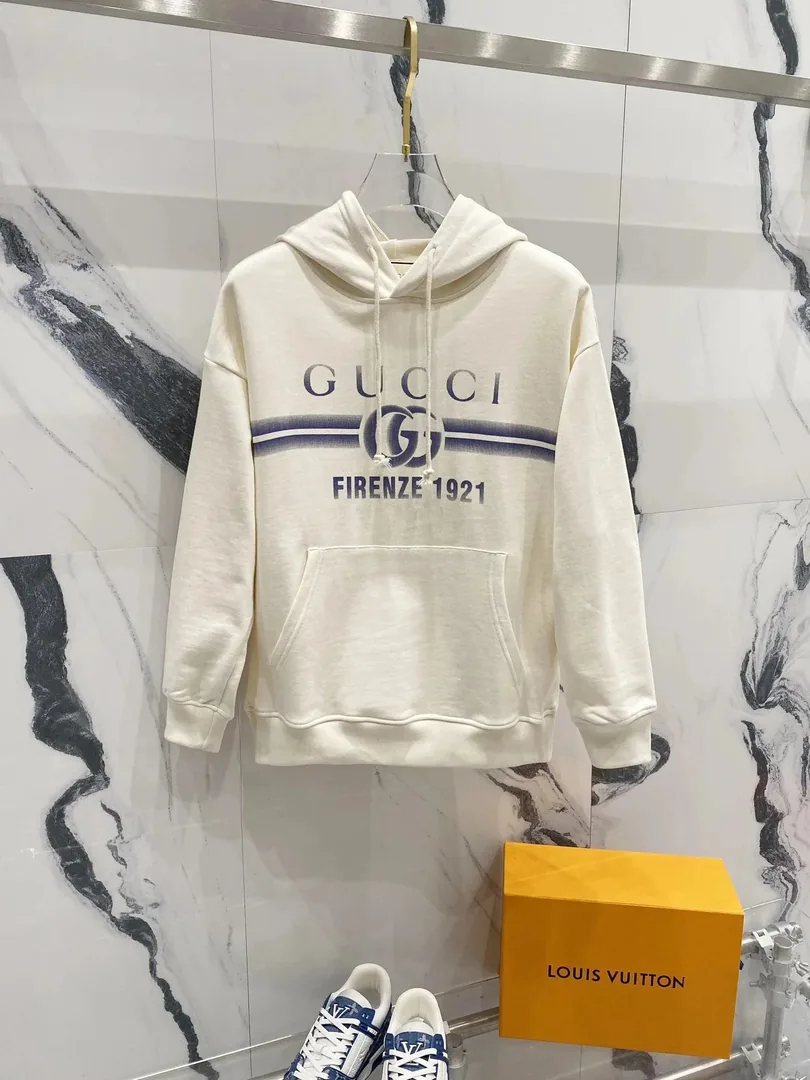 Crewneck Autumn Sweatshirt — Photo 15