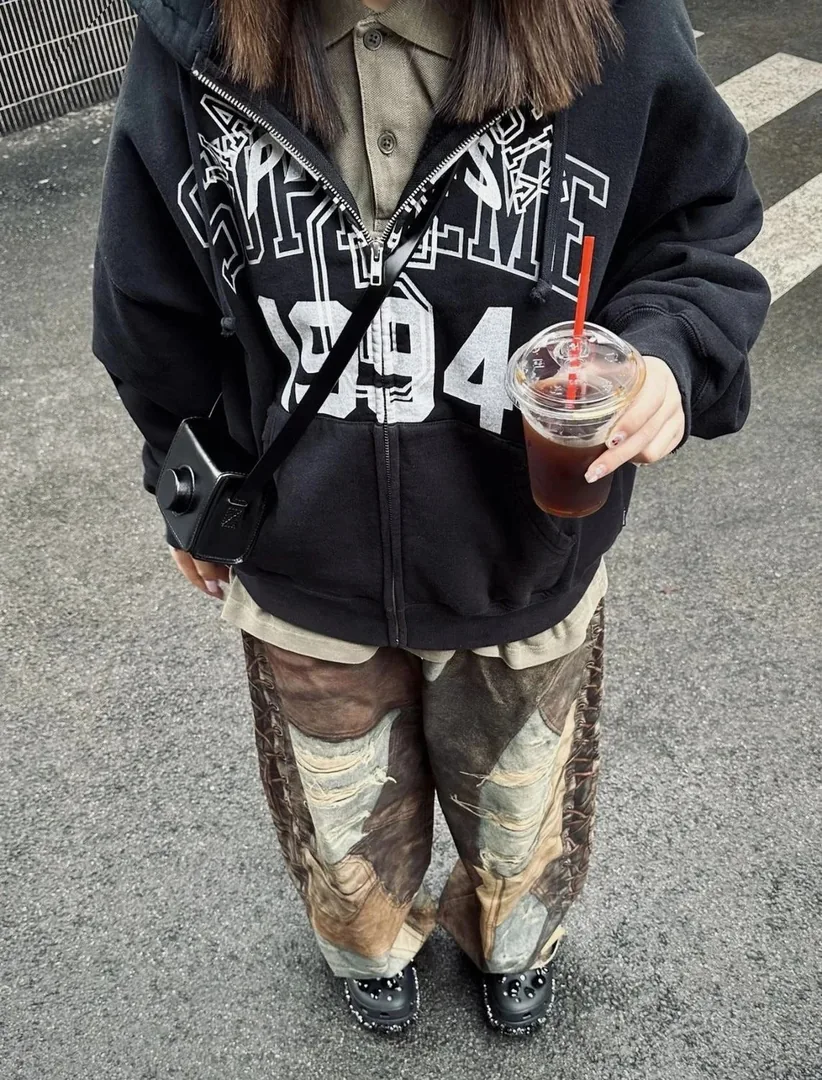 Pullover Hoodie — Photo 13