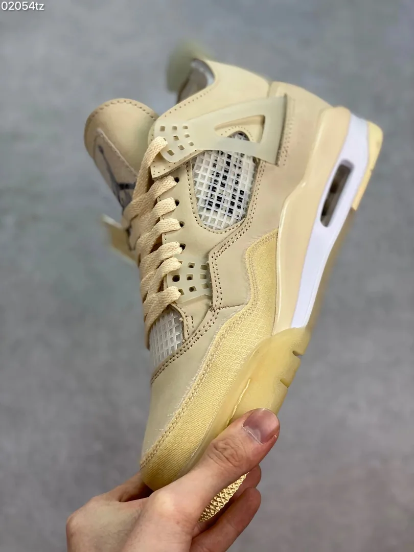 Air Jordan 4 Off-White — Photo 14