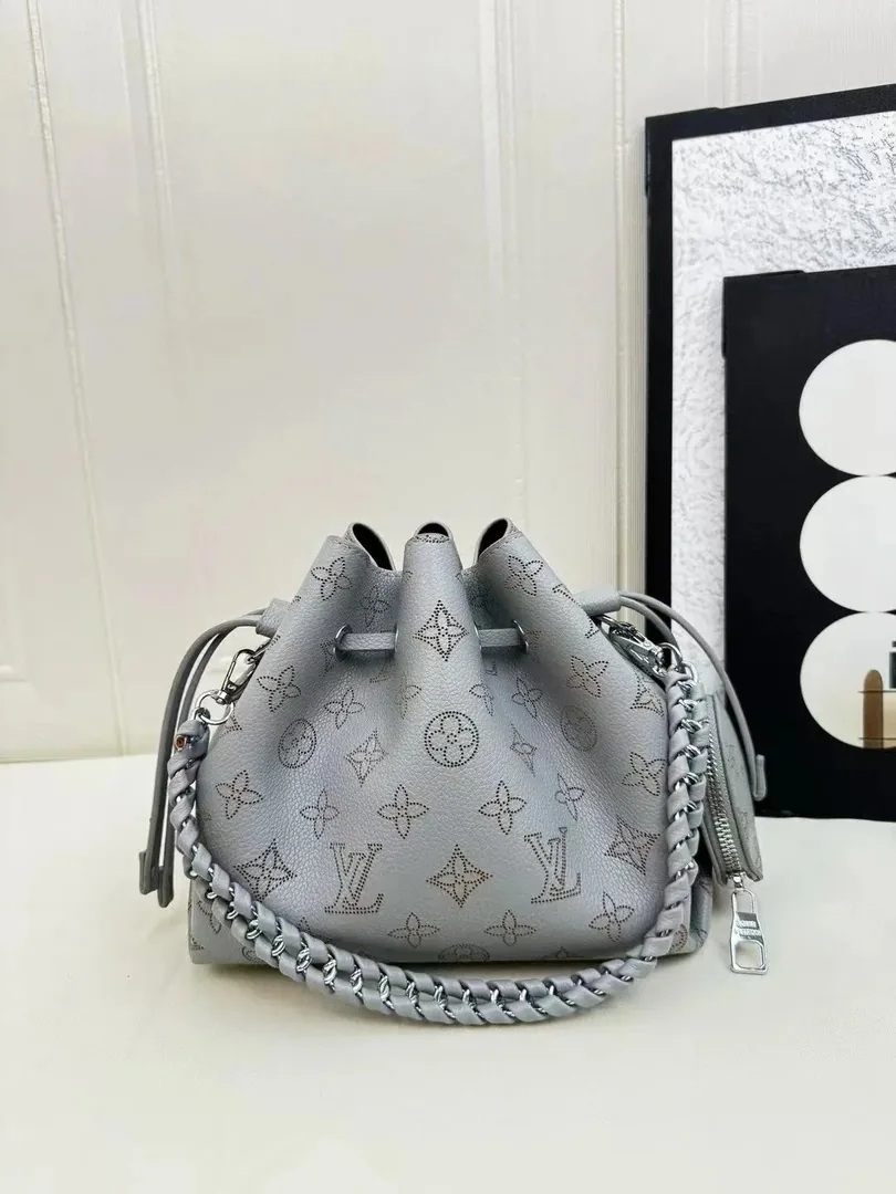 Handheld Crossbody Bag — Photo 9