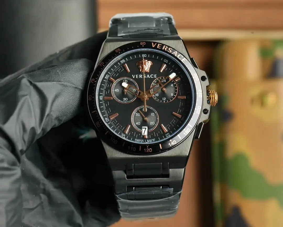 Men's Analog Wristwatch — photo 4