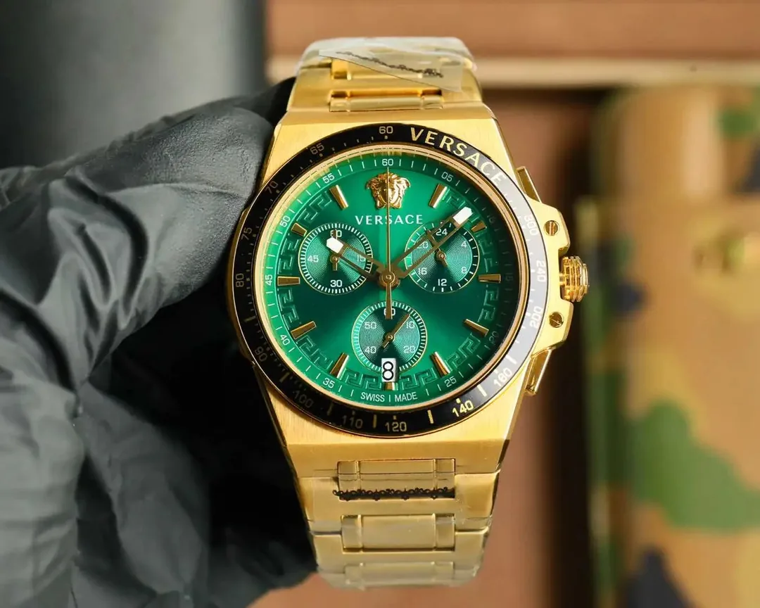 Men's Analog Wristwatch — photo 10