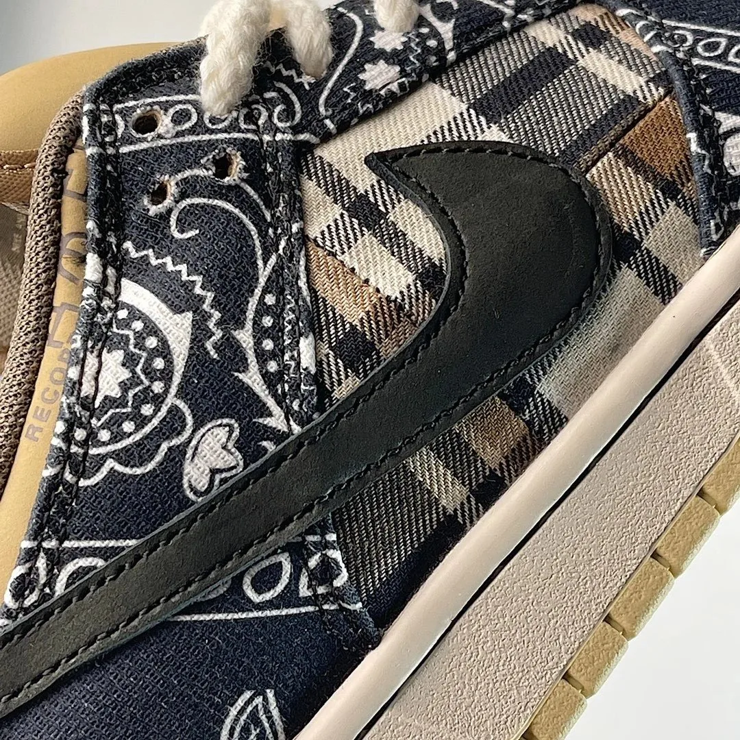 Nike SB Dunk Low Jack Boys Paisley Collab Sneakers — QC
