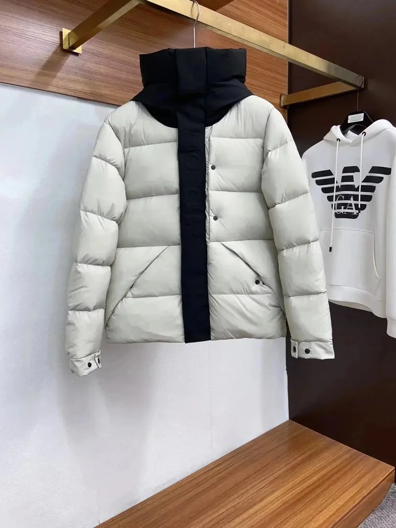 Moncler Down Jacket — Photo 2