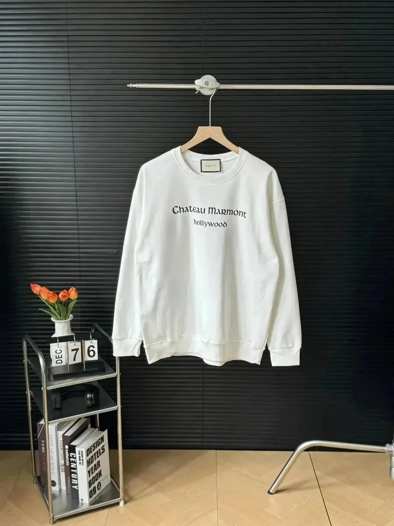 Gucci Logo Crewneck Sweatshirt Collection — Photo 6