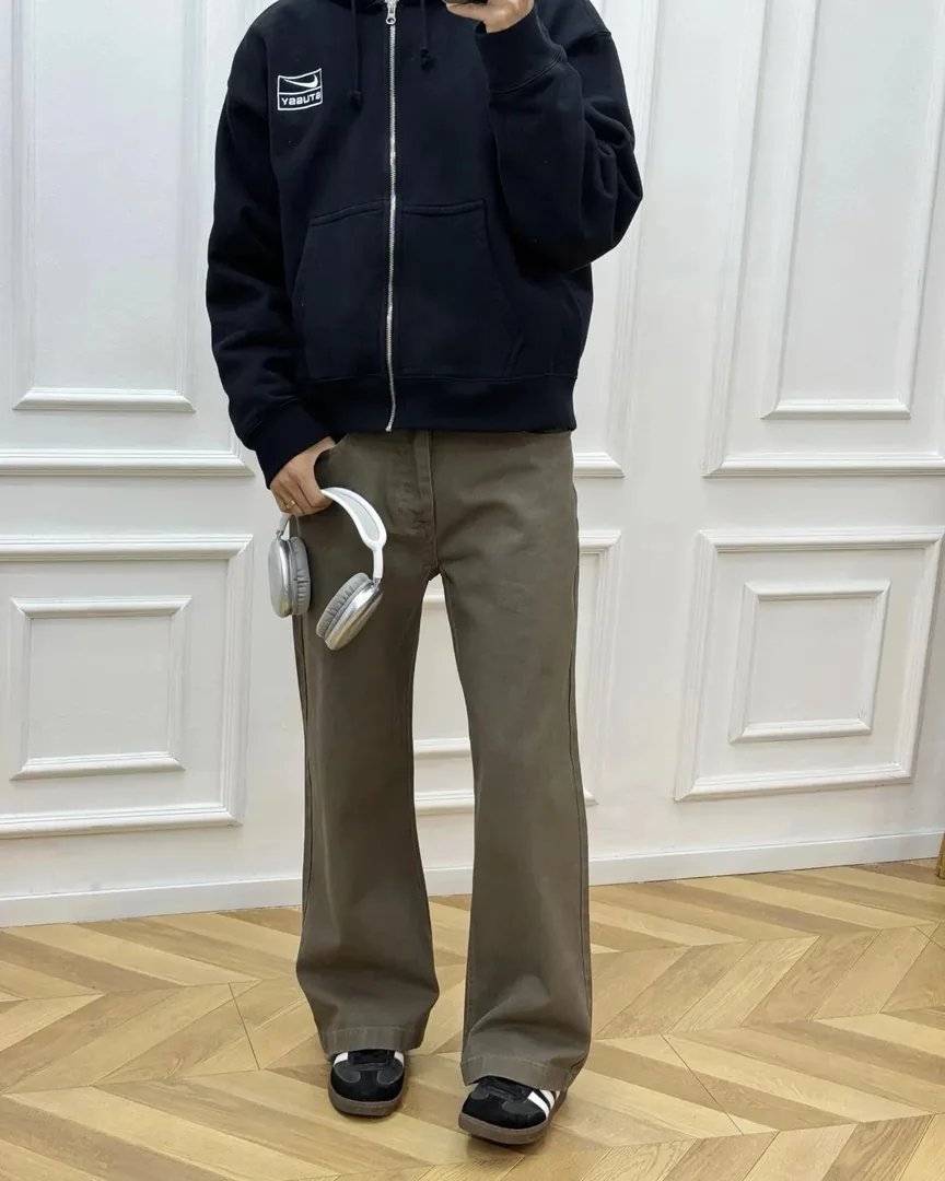 Two-Piece Tracksuit Set — Photo 7