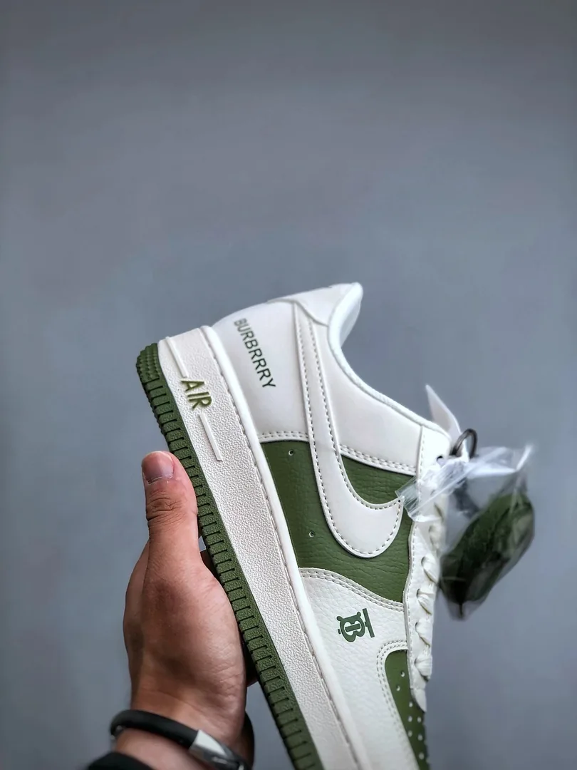 Nike Air Force 1 '07 Low Collaboration — QC