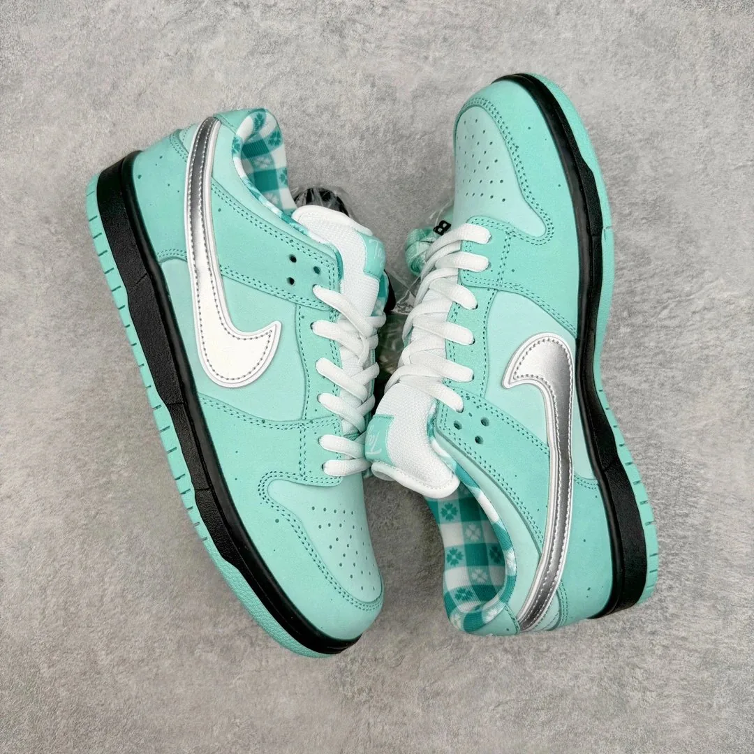 Nike Dunk Low Tiffany — QC