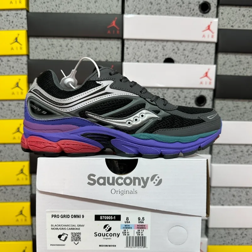 Saucony ProGrid Omni 9 Sneakers — Photo 3