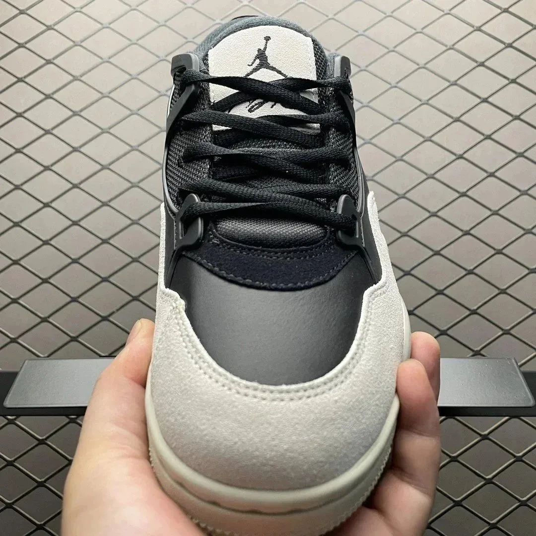 Jordan 4 RM Grey Low-Top Trainers — photo 7