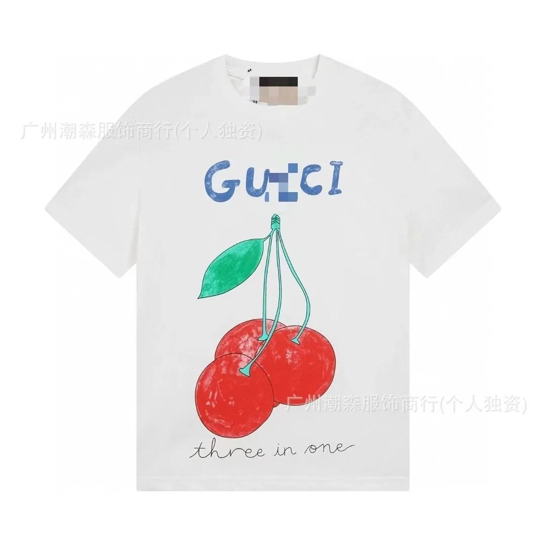 Gucci Peter Rabbit Print Crewneck T-Shirt — Photo 10